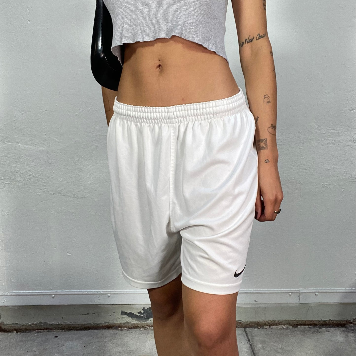 Vintage 90's Nike White Sporty Shorts (M)