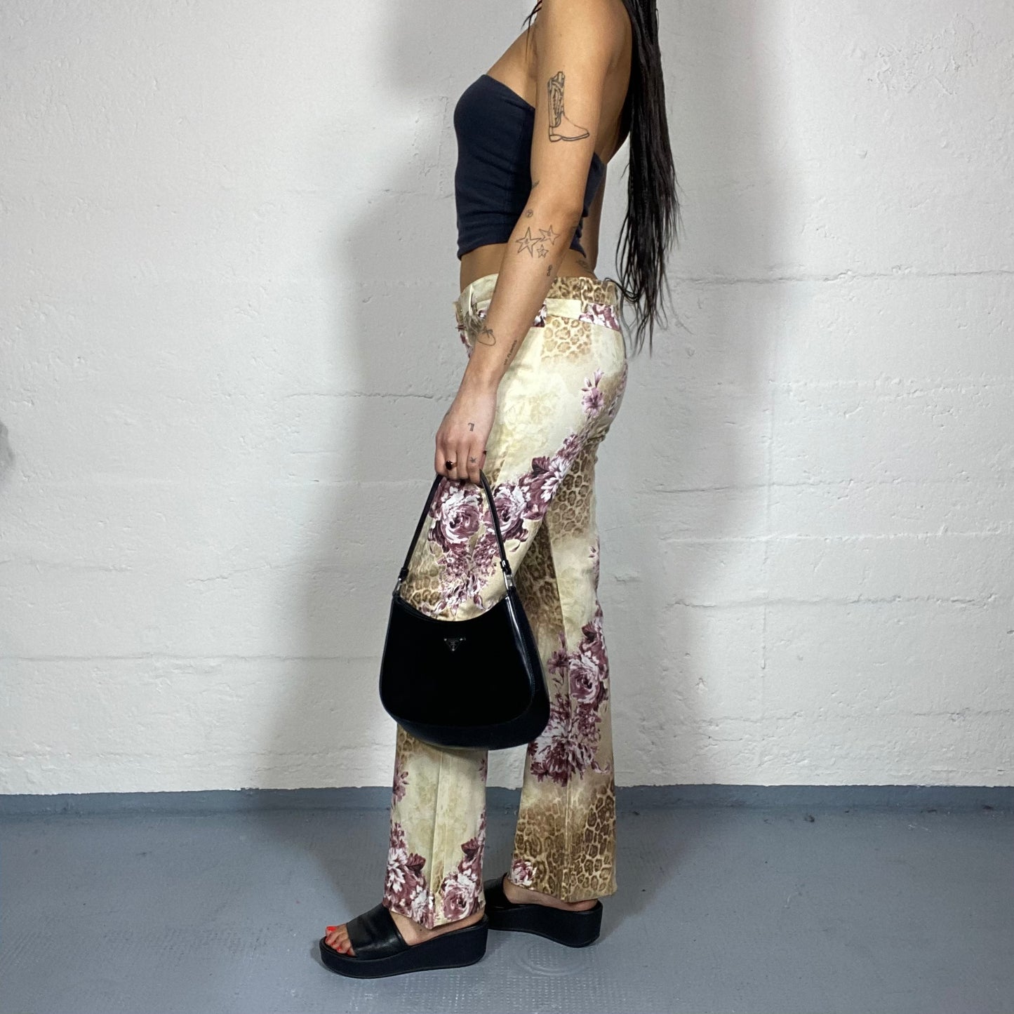 Vintage 2000's Janice Beige Cheetah Print Pants with Maxi Floral Print Detail (S/M)