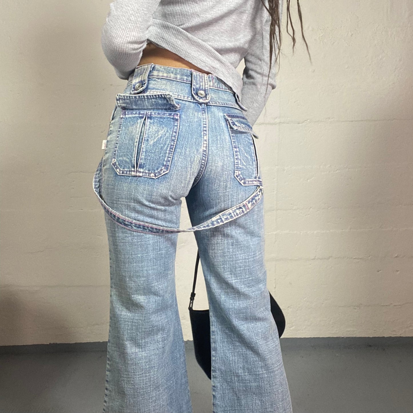 Vintage 2000s Classic Black Denim Flared Pants with Big Pockets Detail (M)