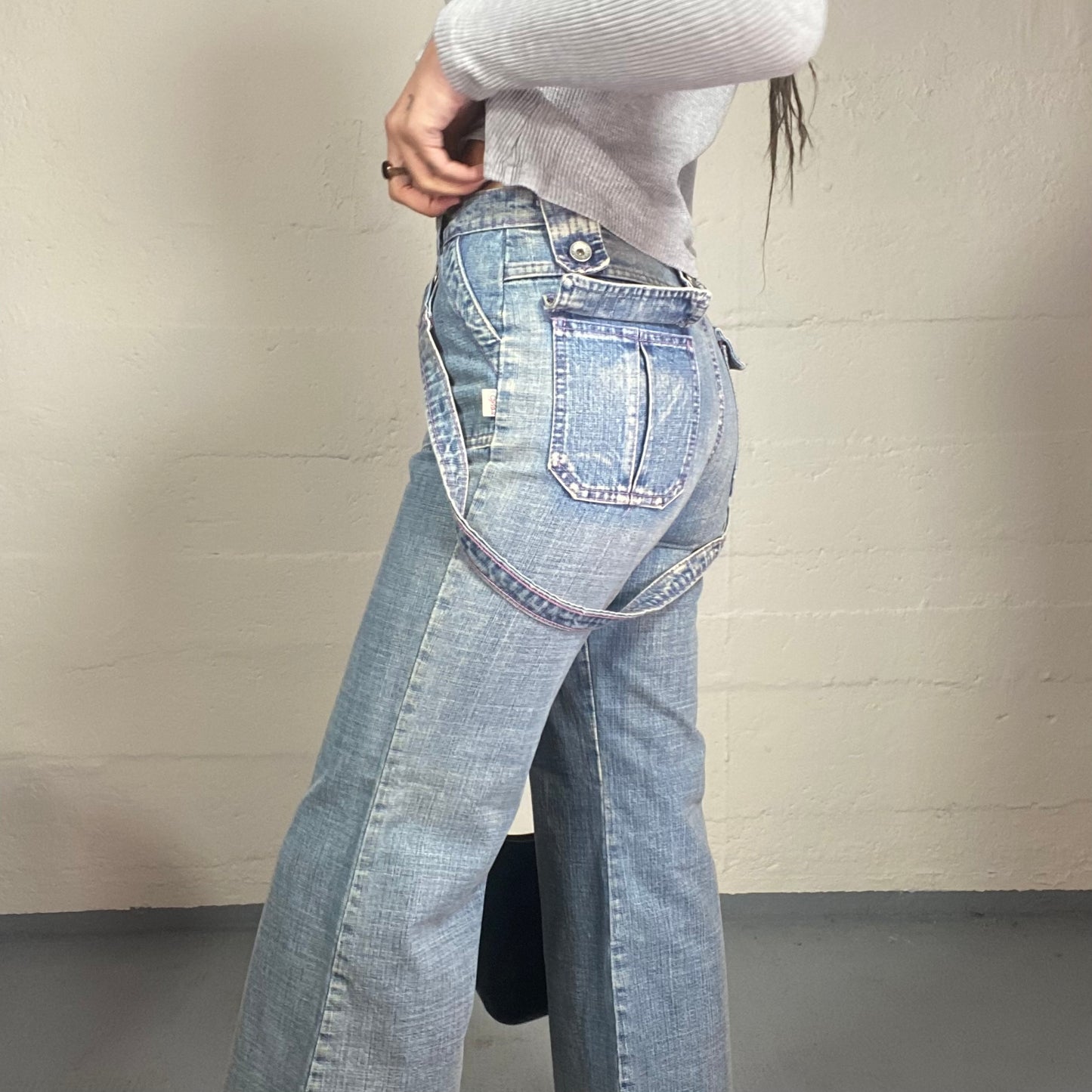 Vintage 2000s Classic Black Denim Flared Pants with Big Pockets Detail (M)