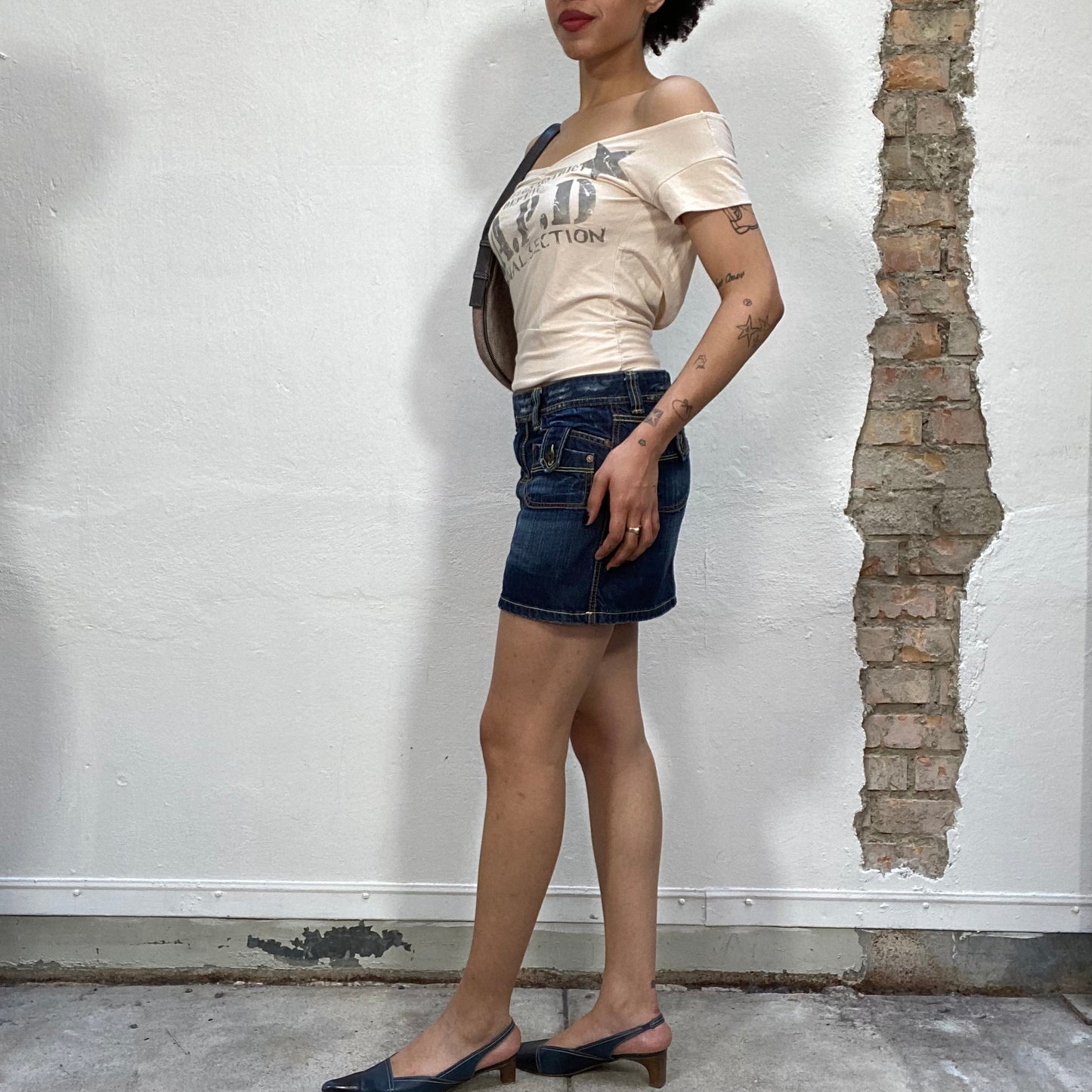 Vintage 2000's Summer Denim Mini Skirt with Pocket Details (S)