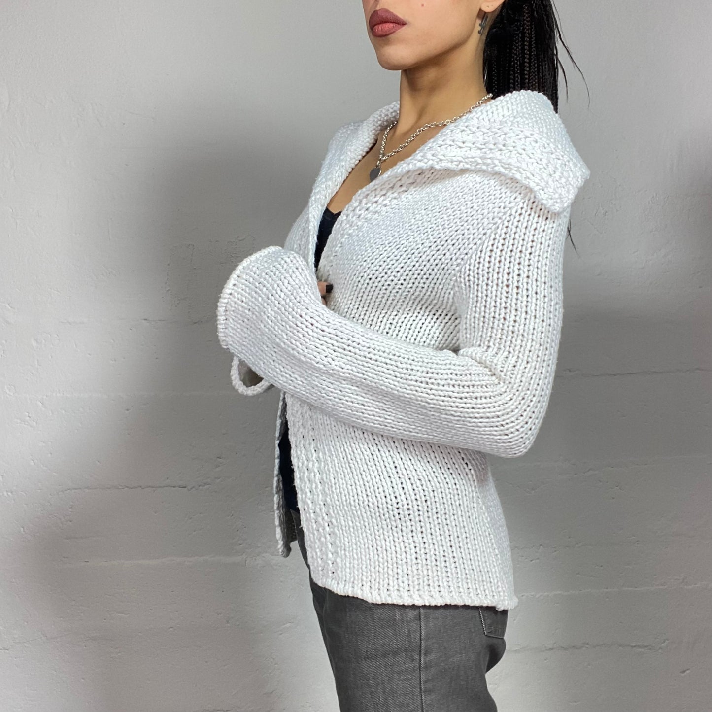 Vintage 90's Cute White Knit Cardigan (Unique size)