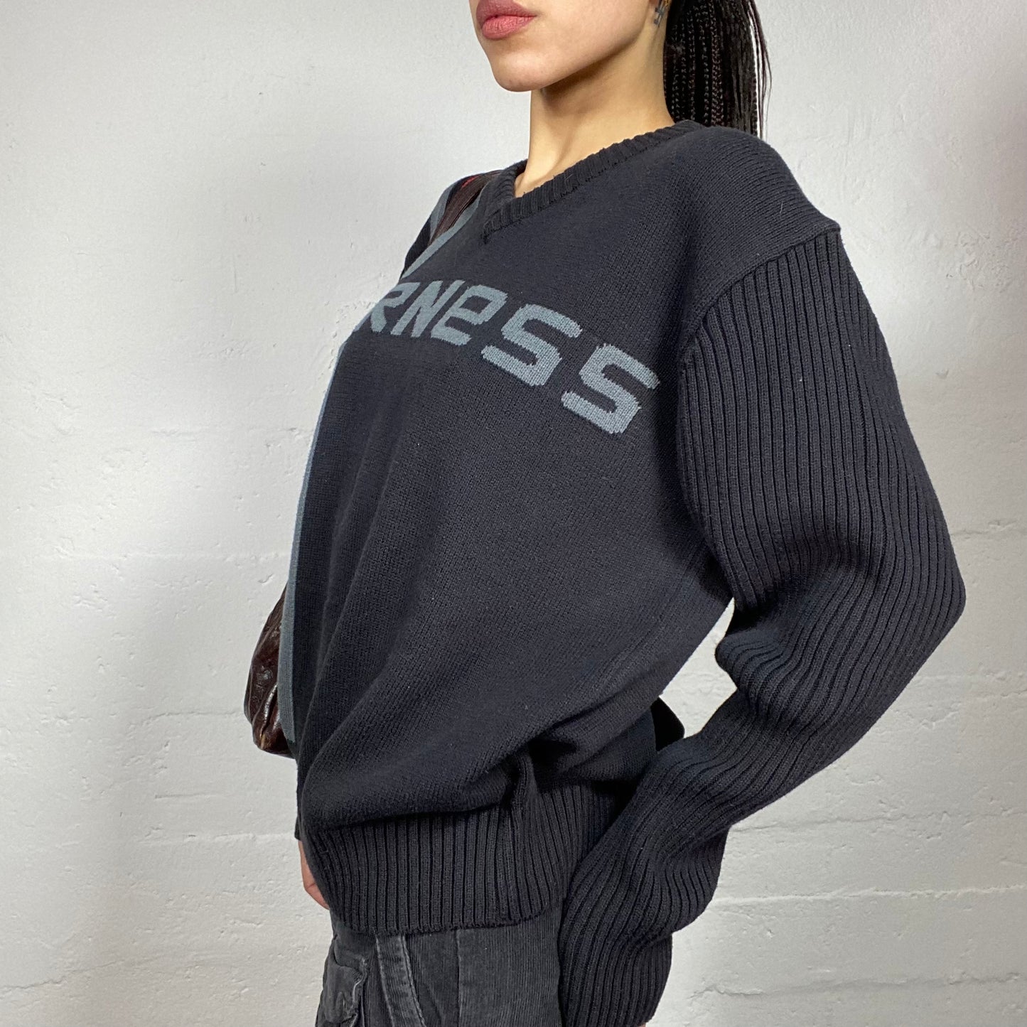 Vintage 90's Airness Joey Grey Knitted Oversize Pullover with Soft Grey Brand Print Detail (L)