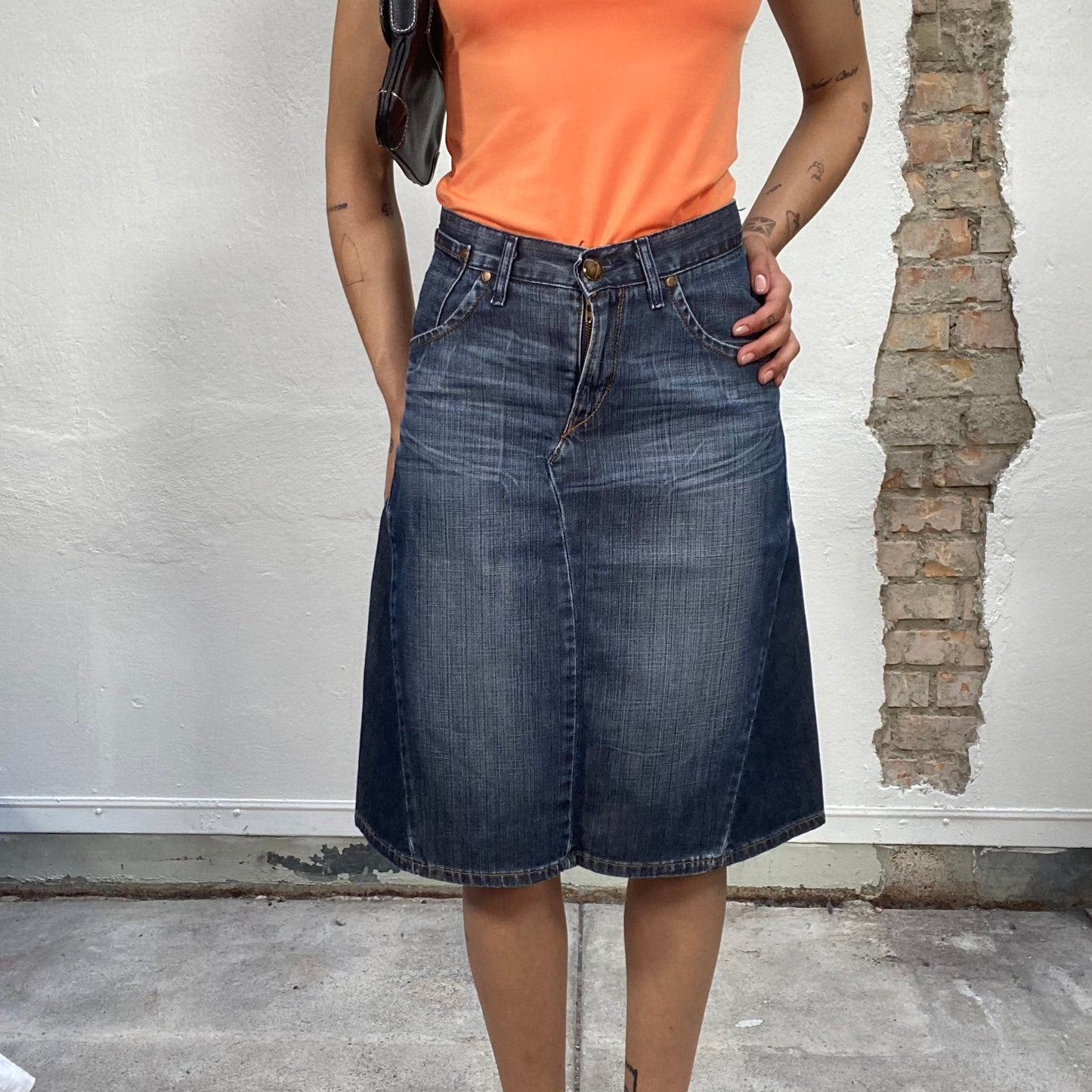 Vintage 90's Levi's Dark Wash Denim Midi Skirt (S)