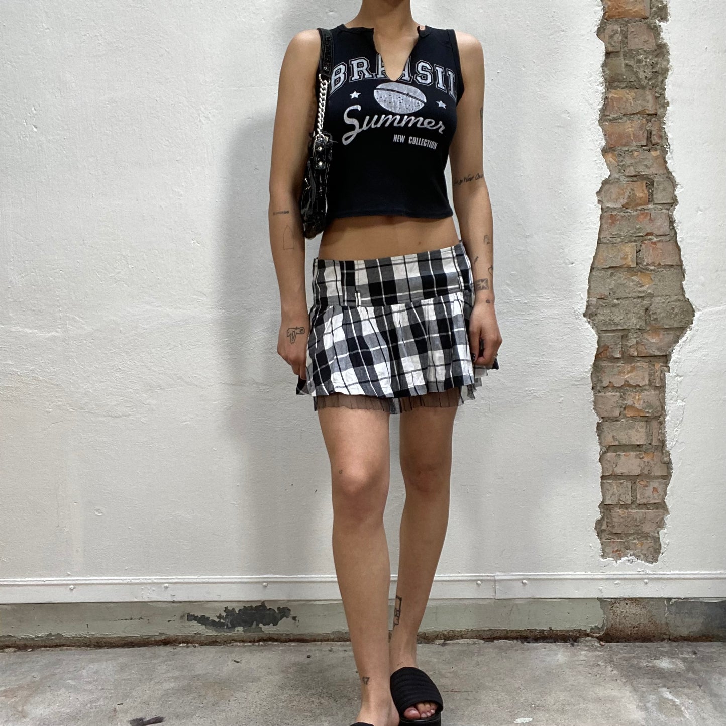 Vintage 90's Punky Black and White Plaid Mini Micro Pleated Skirt (S/M)