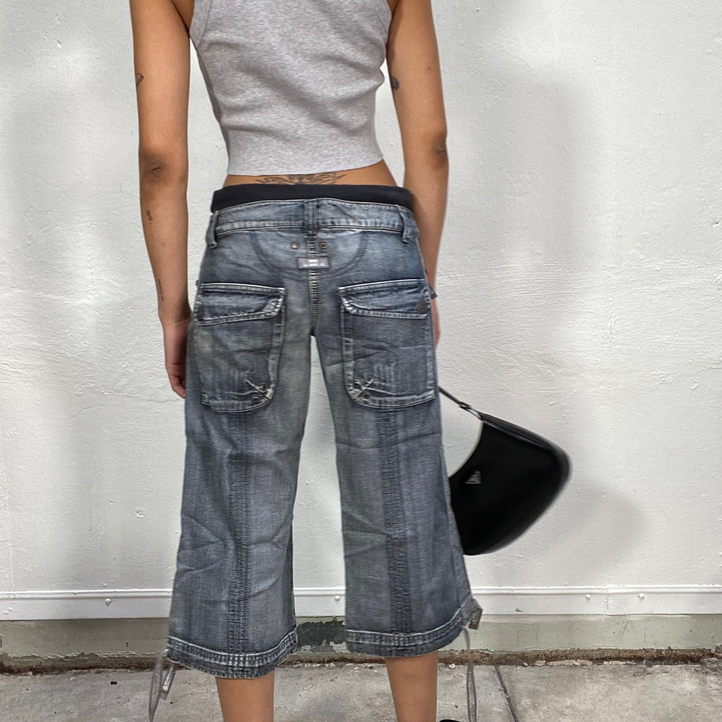 Vintage 90's Downtown Girl Gred Washed Out Denim Jorts with Big Pocket Details (S)