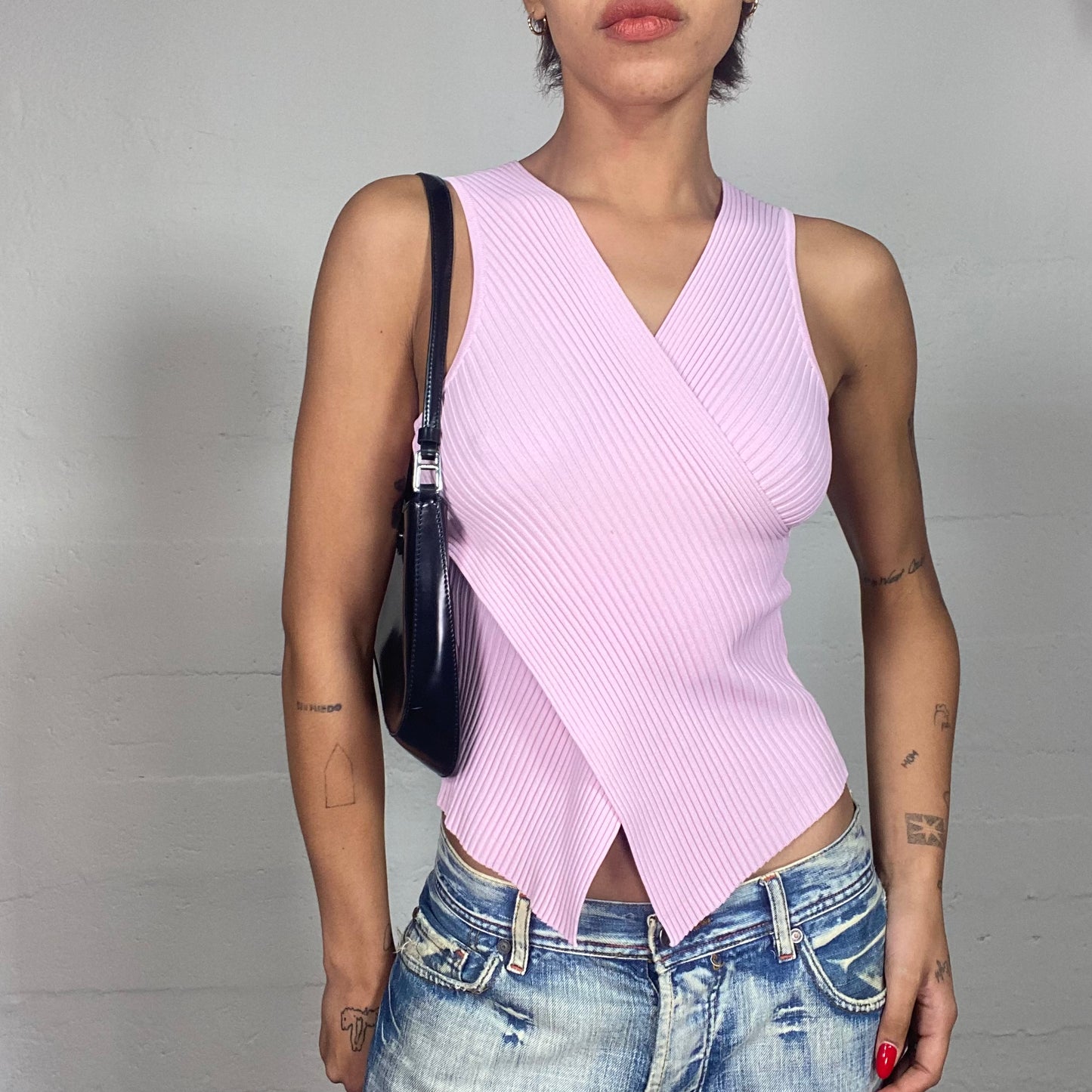 Vintage 2000's Soft Girl Pink Crossed Top with Ribbed Material (S/M)