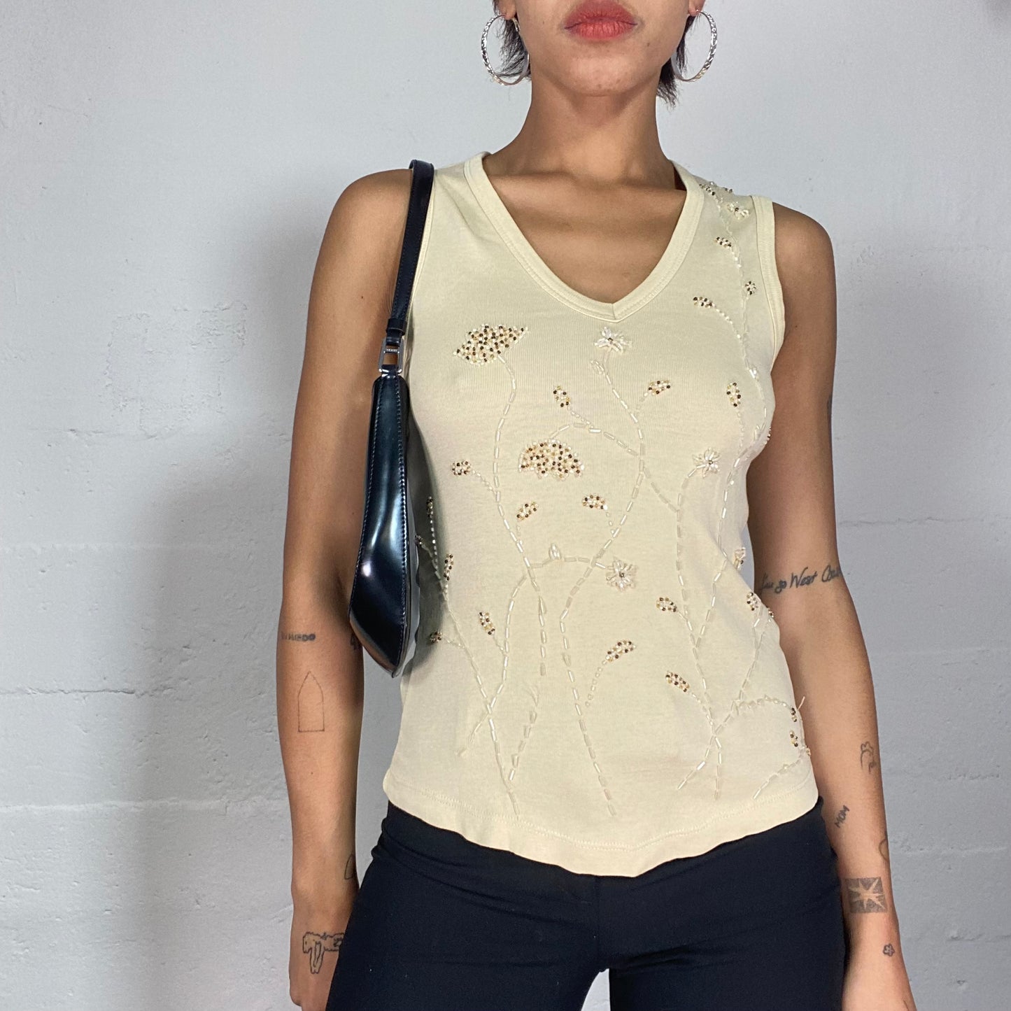 Vintage 90's Classic Beige Floral Print Top with Rhinestones Embellishment Detail (S/M)