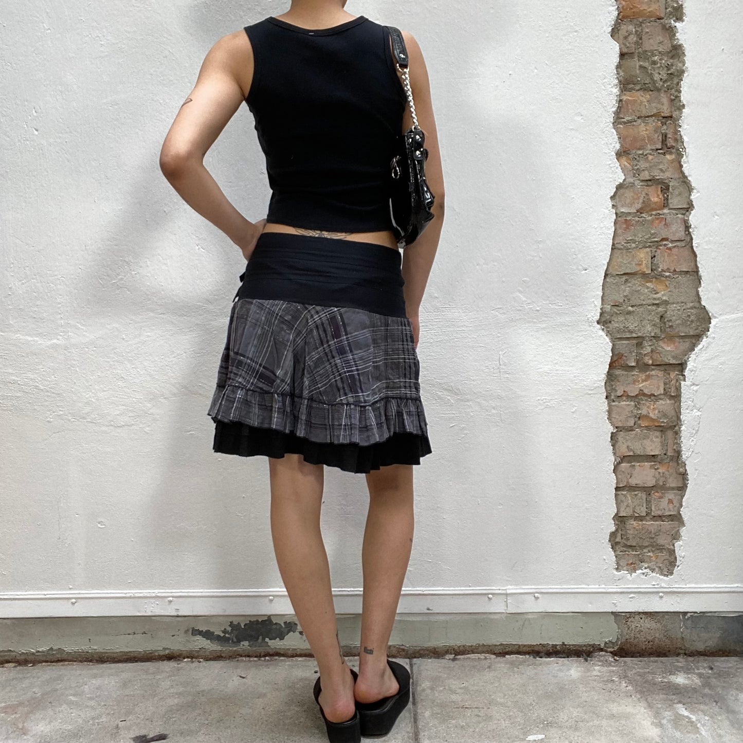 Vintage 90's Punky Black and Grey Plaid Mini Skirt with Pleated Bottom Hem (S/M)