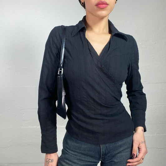 Vintage 2000's Corpcore Black Longsleeve Blouse Top (M)