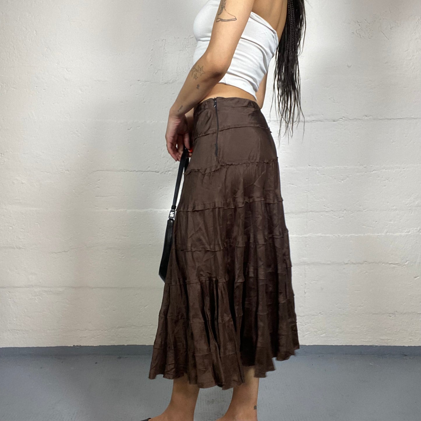 Vintage 2000's Boho Girl Brown Maxi Skirt with Layered Volant Cut (M)