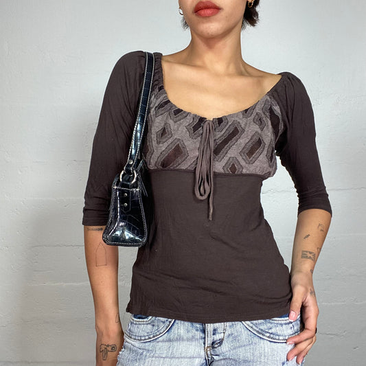 Vintage 2000's Coquette Brown Longsleeve Top with Chest Print Detail (S)