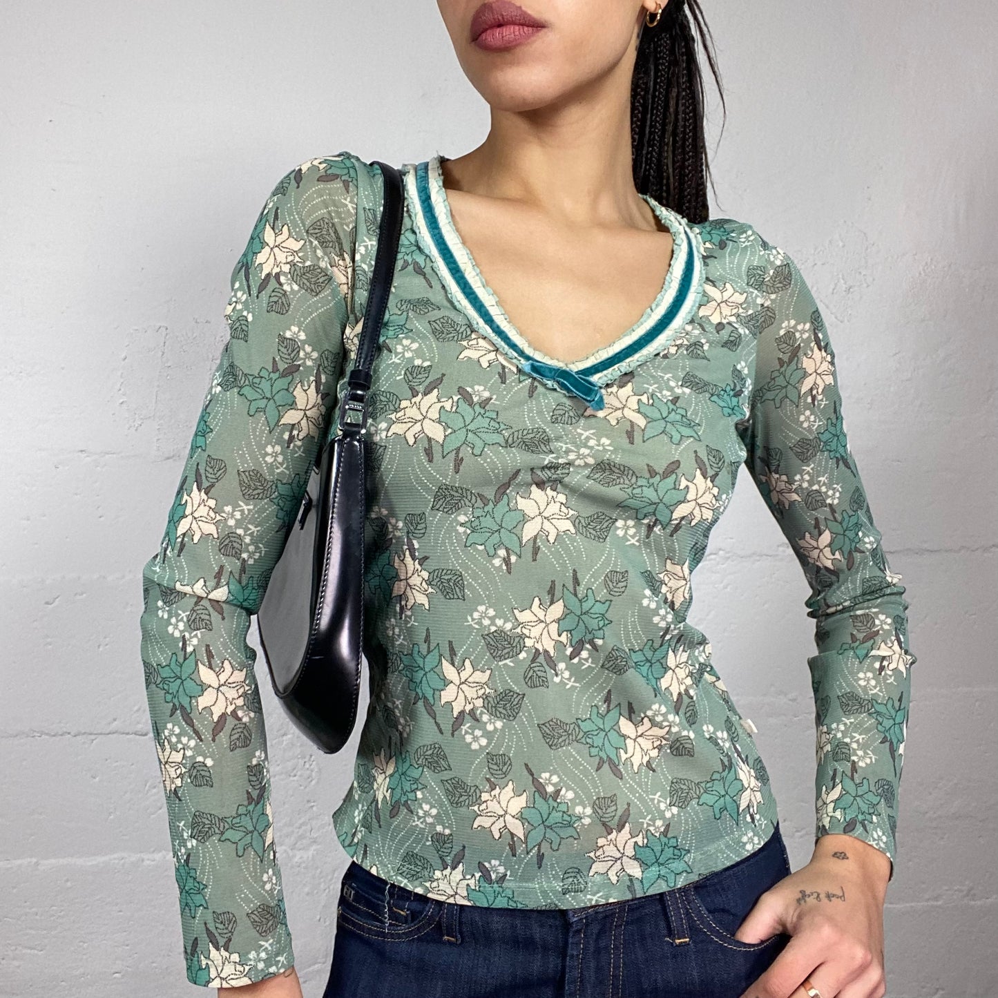 Vintage 90's Coquette Girl Blue Longsleeve Top with Floral Print (S)