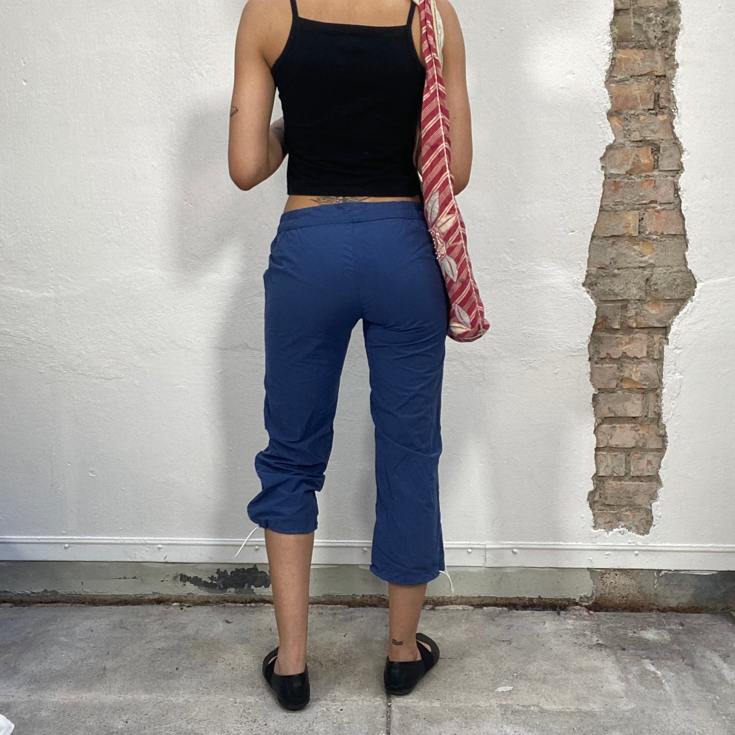 Vintage 90's Sporty Blue Capris with White Side Stripe (S)