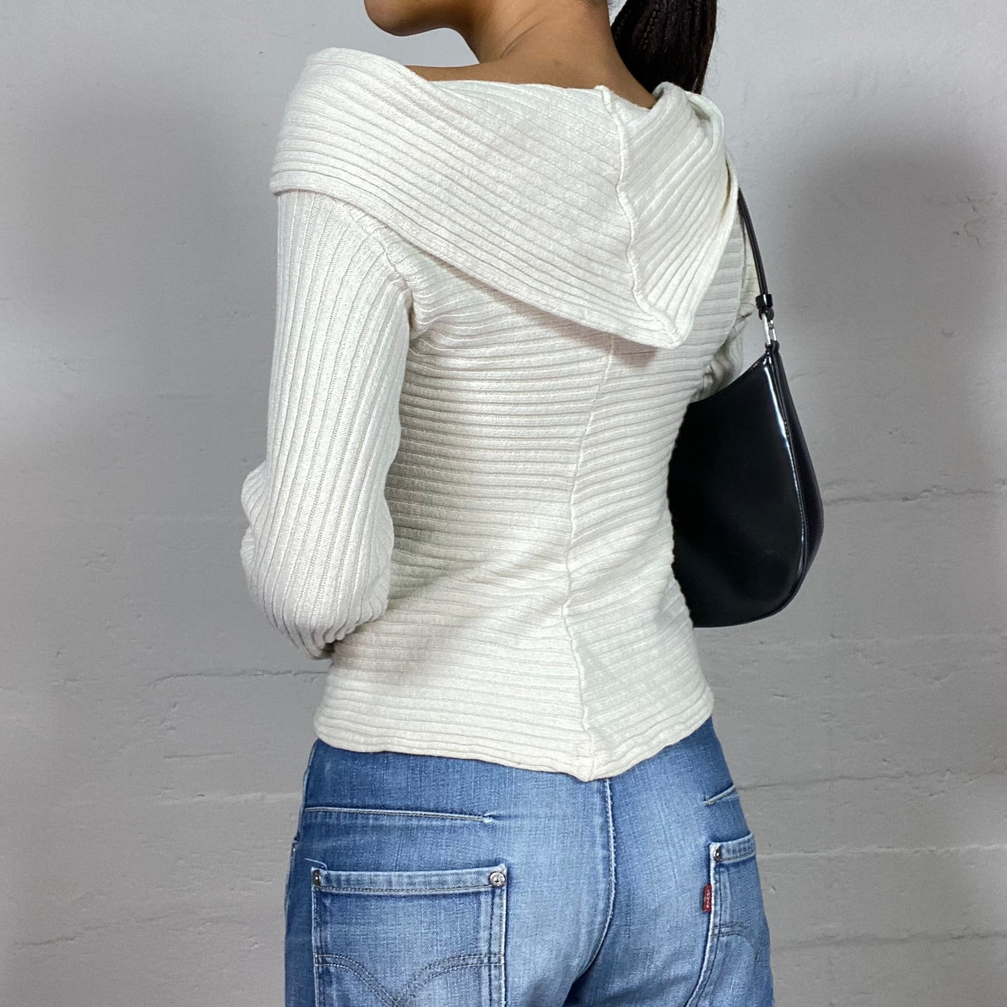 Vintage 2000's Classic White Pullover with Draped Highneck and Textured Material (S)