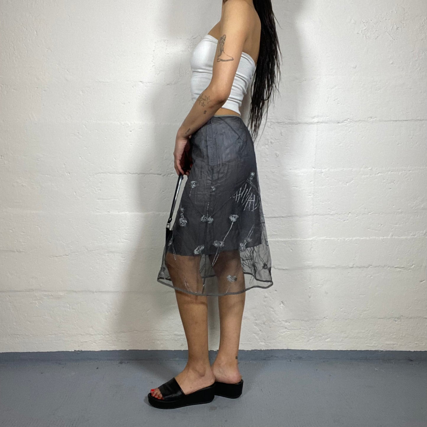 Vintage 90's prom Girl Grey Midi Skirt with Chiffon Layer and Floral Embroidery Detail (S/M)