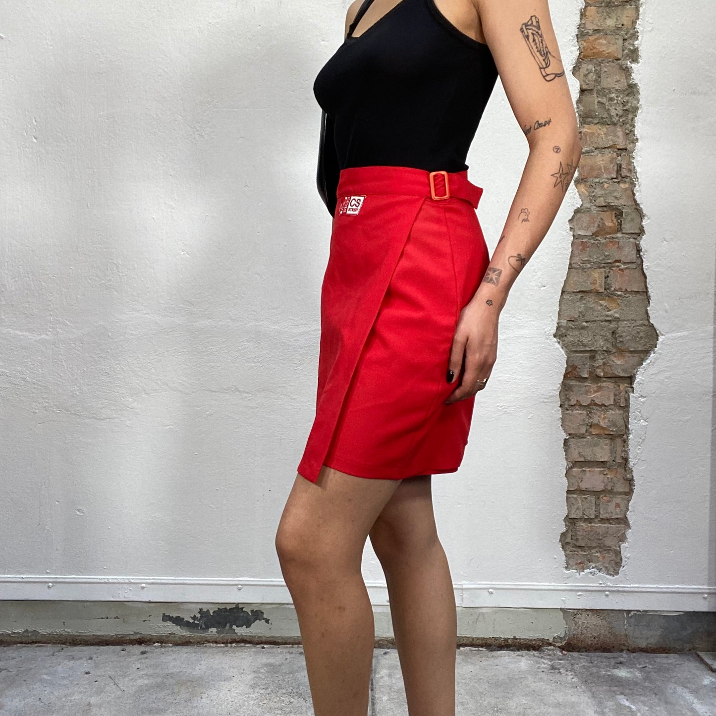 Vintage 2000's Clip Solo Classic Red Tube Skirt with Belted Waist Detail (S)