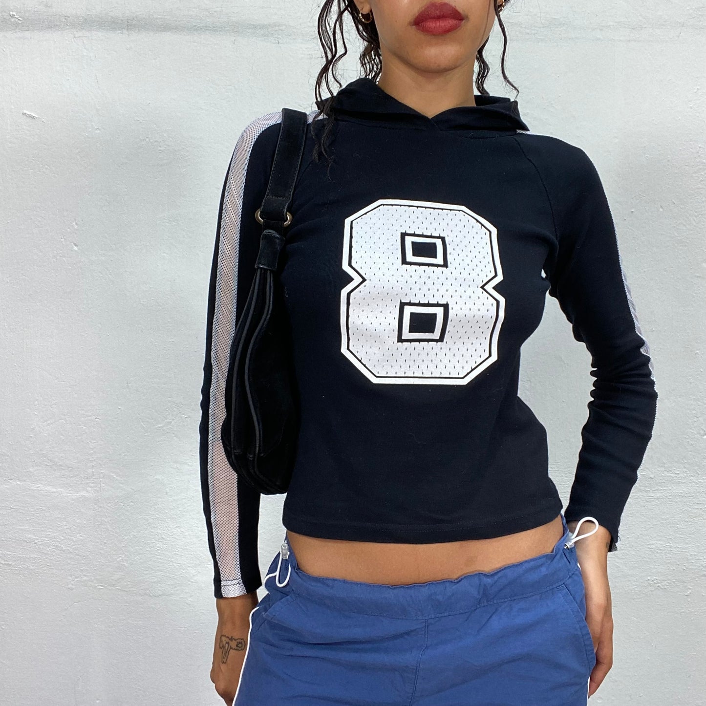 Vintage 90's Sporty Black Pullover with White "8" Print (S/M)