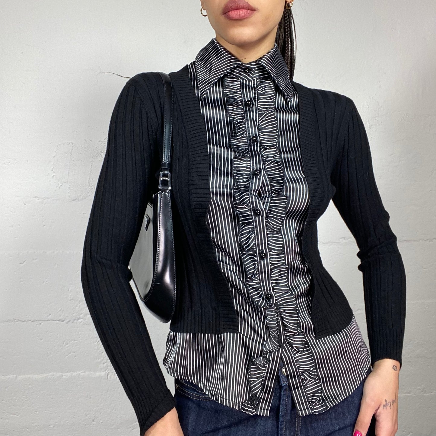 Vintage 2000's Corpcore Black Longsleeve Top with Pinestripes Print Detail (M)