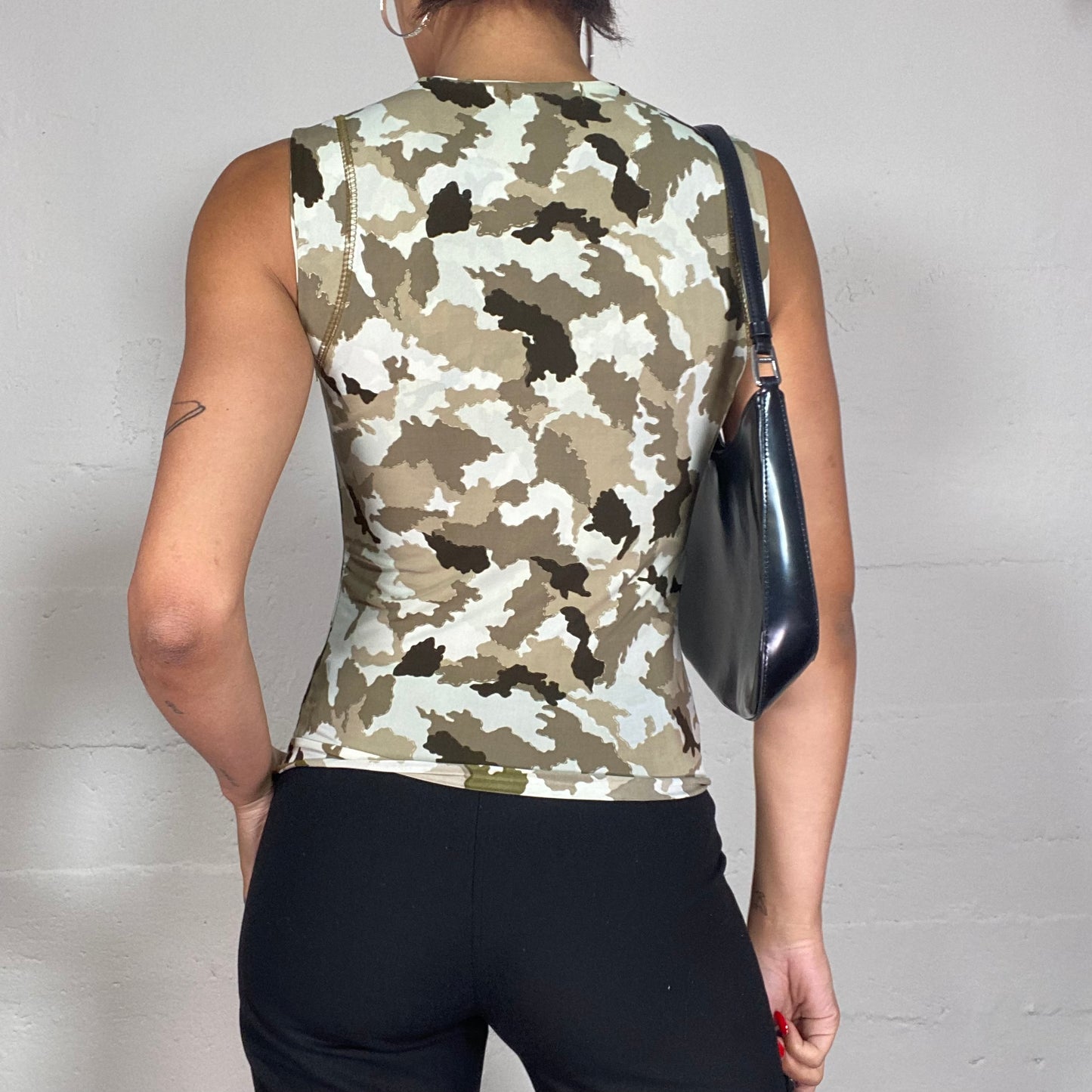 Vintage 90's Rave Khaki Top with Camouflage Print (S)