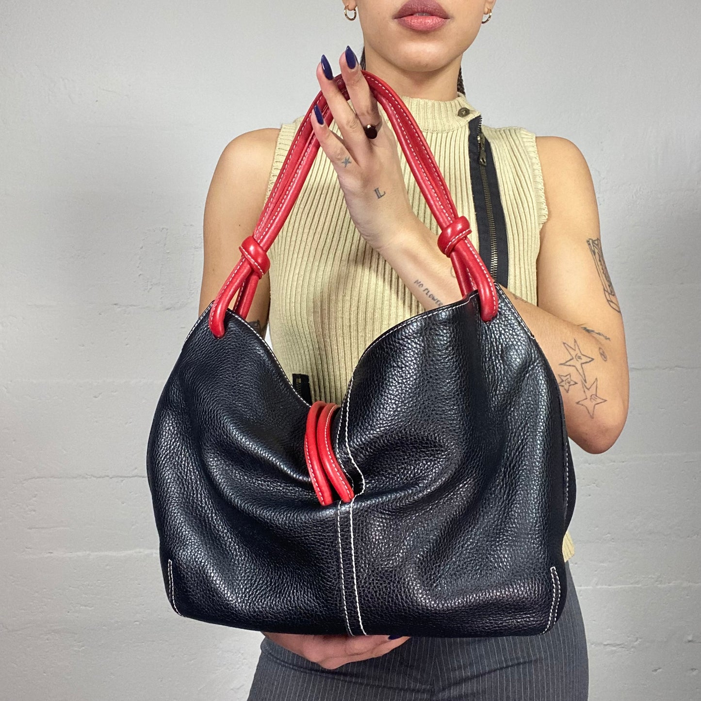 Vintage 2000's Model Off Duty Black Leather Shoulder Bag with Red Straps Detail