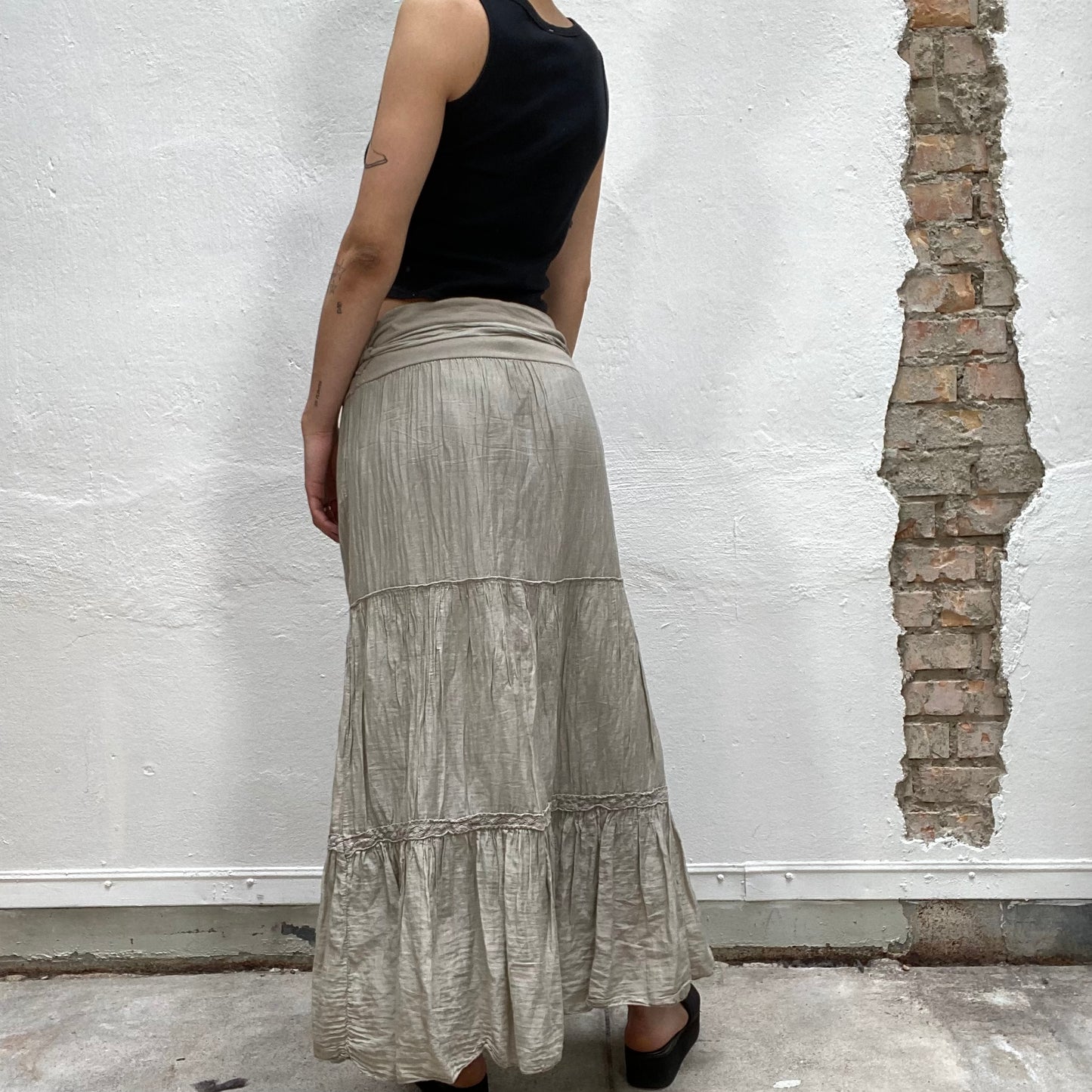 Vintage 2000's Indie Khaki Maxi Skirt with Jersey Waist Band (M)