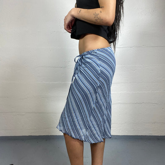 Vintage 2000's Clueless Girl Blue Midi Skirt with Stripes Print (M)