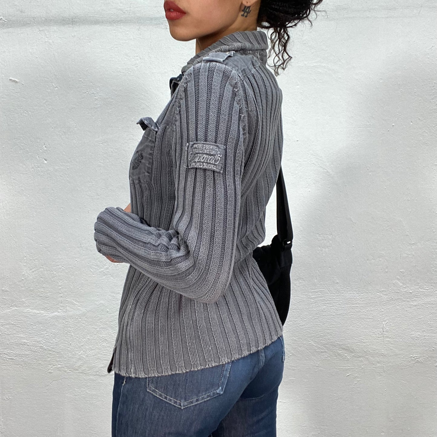 Vintage 90's Classic Grey Oversized Sweater with Zip Up and Pocket Details (M/L)