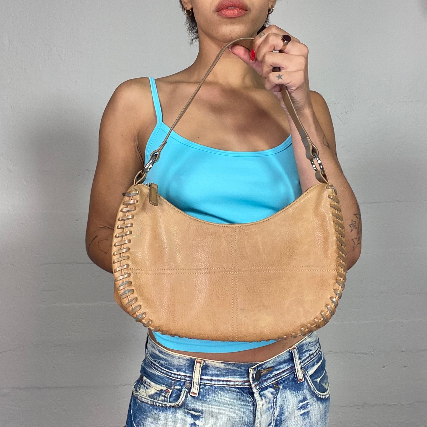 Vintage 2000's Cow Girl Brown Leather Shoulder Bag with Seam Detail