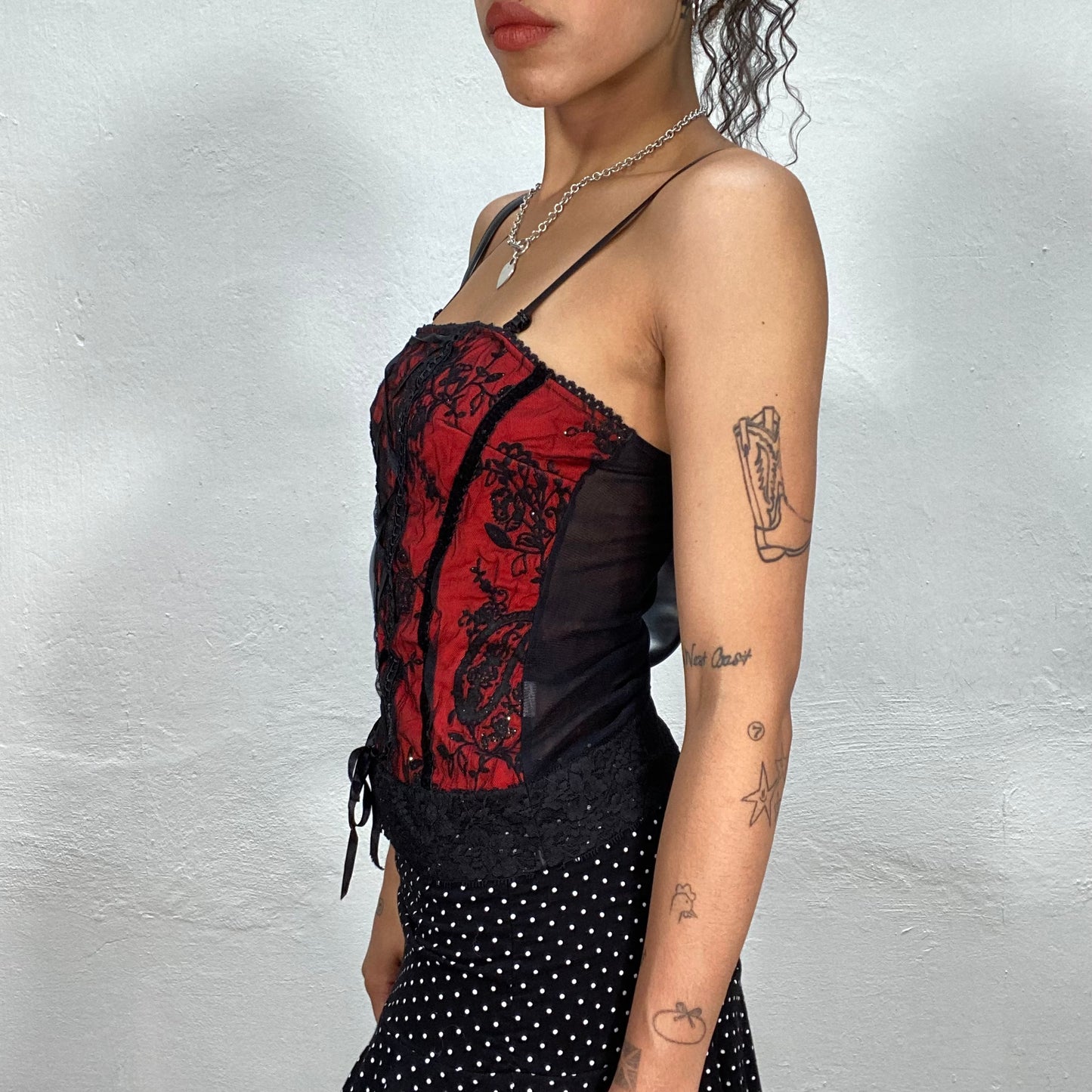 Vintage 90's Punky Black and Red Lace Top with Lace Up Detail (XS/S)