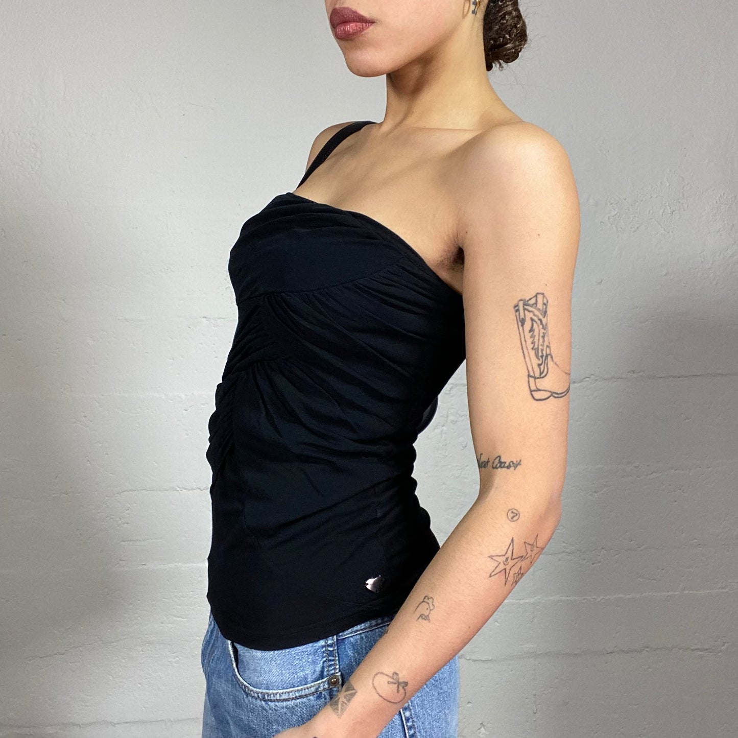 Vintage 2000's Clubwear Black Strapless Tube Top with Ruched Detail (S)