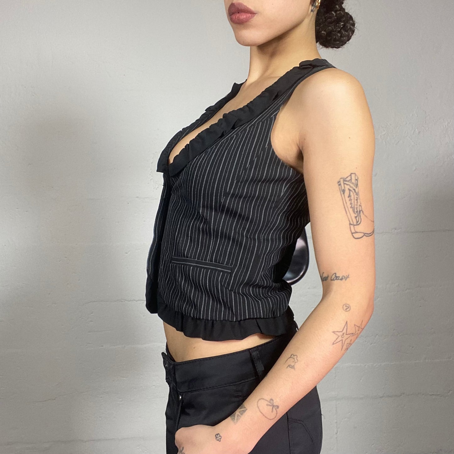 Vintage 2000's Corpcore Black Vest Top with Pinstripes Print and Frilled Collar Detail (S)