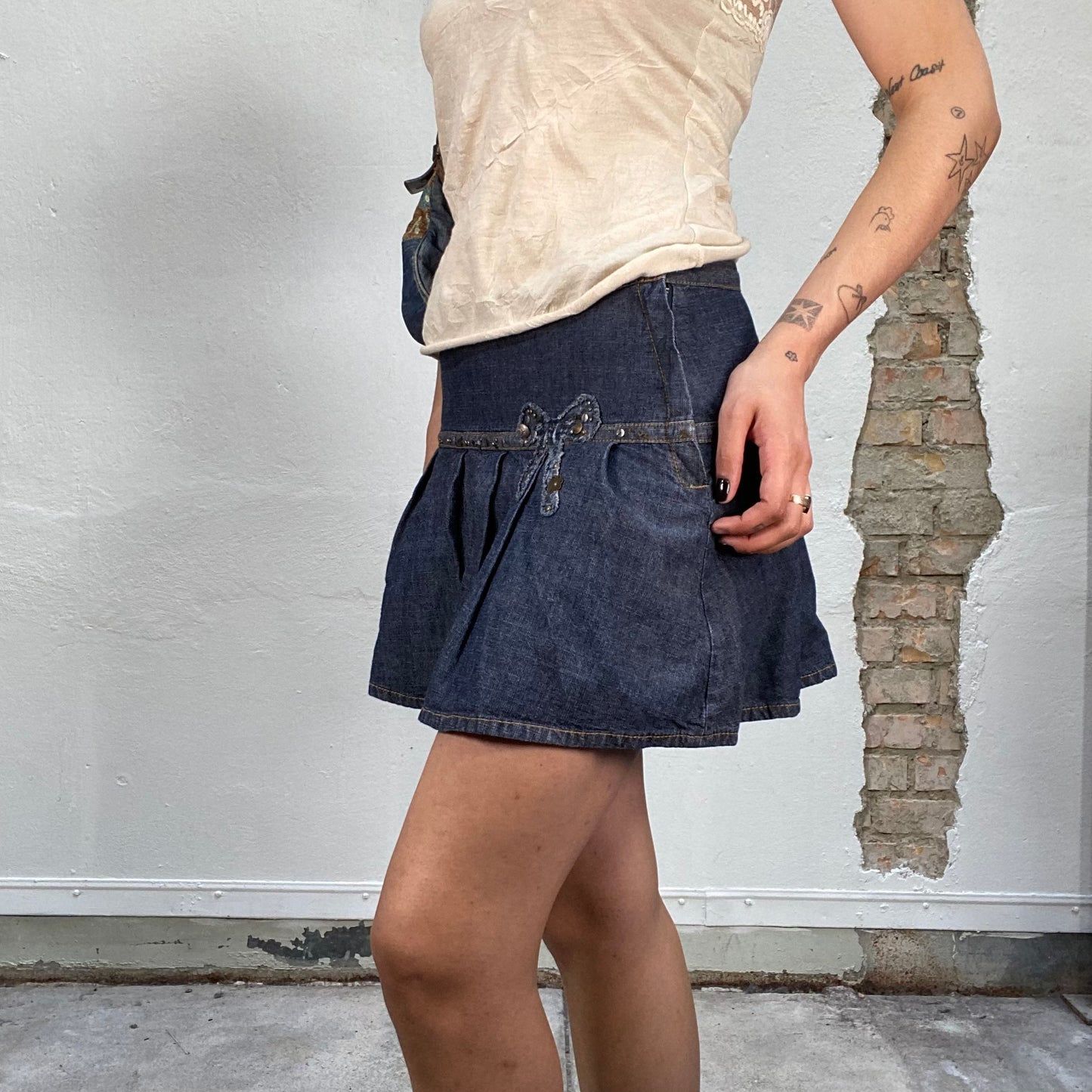 Vintage 2000's Soft Girl Mini Dark Denim Skirt with Sequin Bow Detail (S)