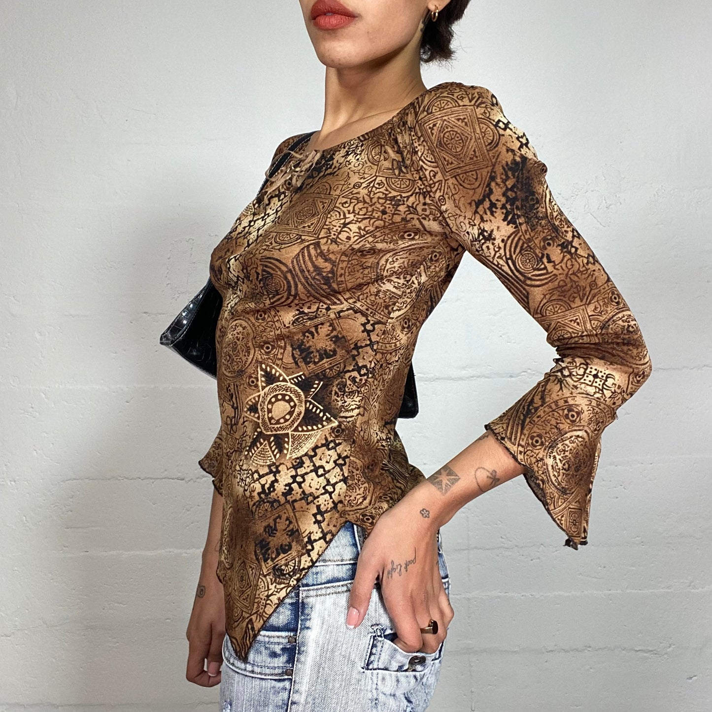 Vintage 90's Boho Brown Longsleeve Blouse with Ethnic Print (S)