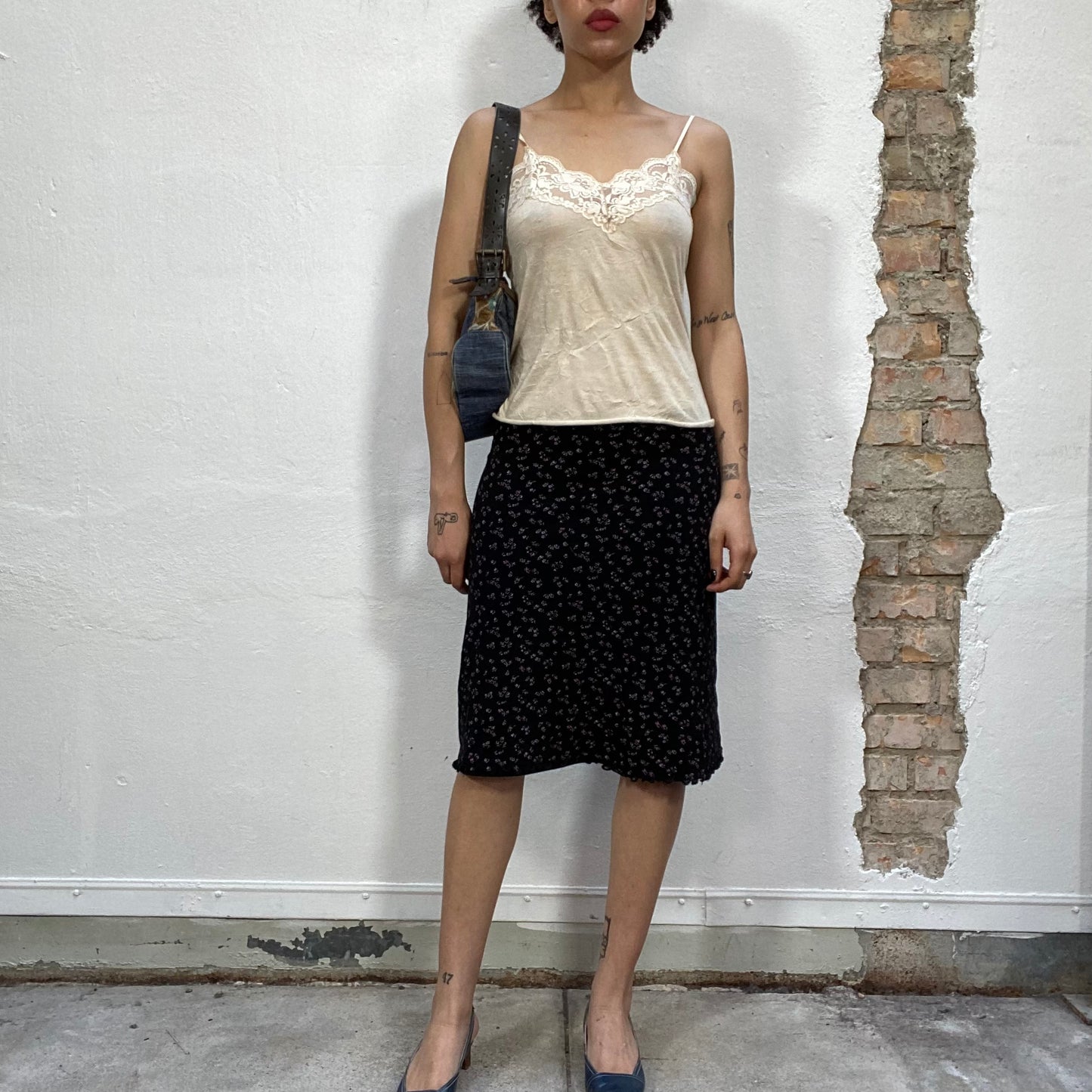 Vintage 90's Soft Girl Black Midi Flower Skirt with Trim(S/M)