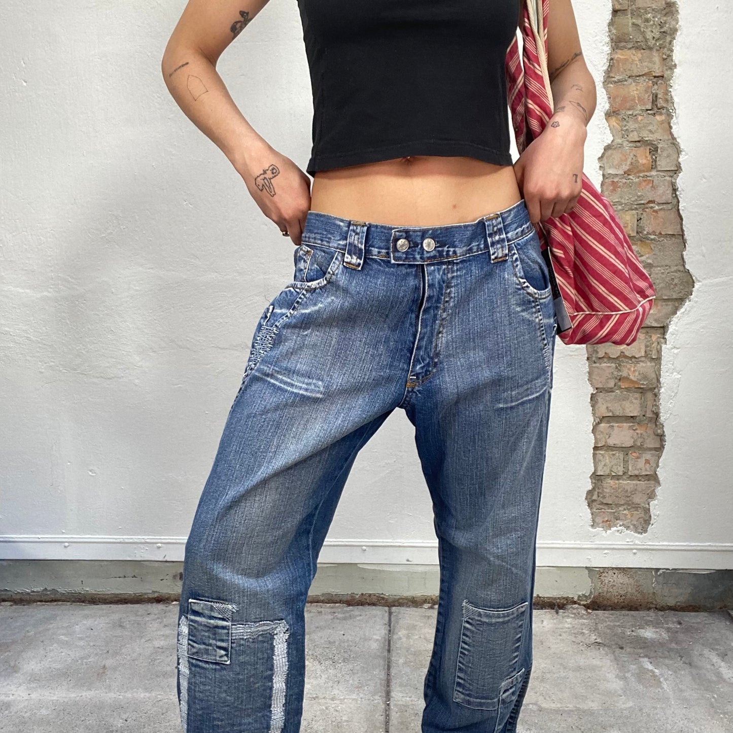 Vintage 90's Streetstyle Jeans with Knee Patches and Stitching Details (M/L)