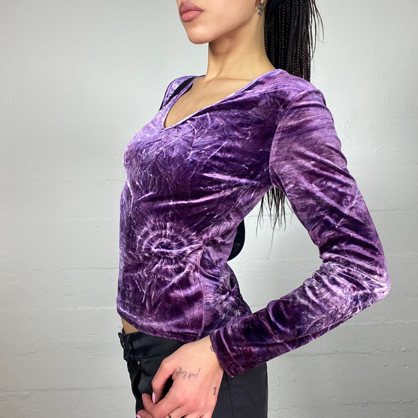 Vintage 90's Vamp Goth Longsleeve Top with Velvet Material Covering (S)