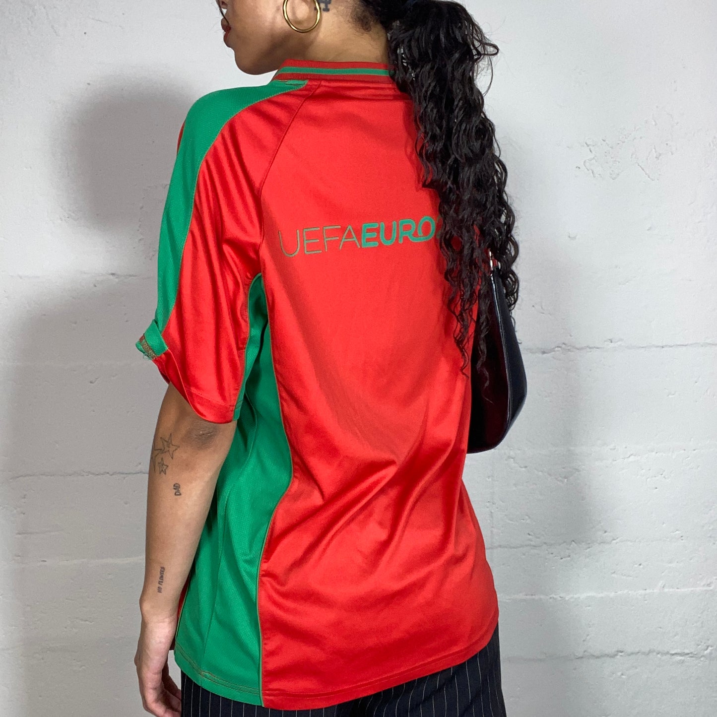 Vintage 2000's Sporty Red Soccer Top with Portugal Green Print (M/L)