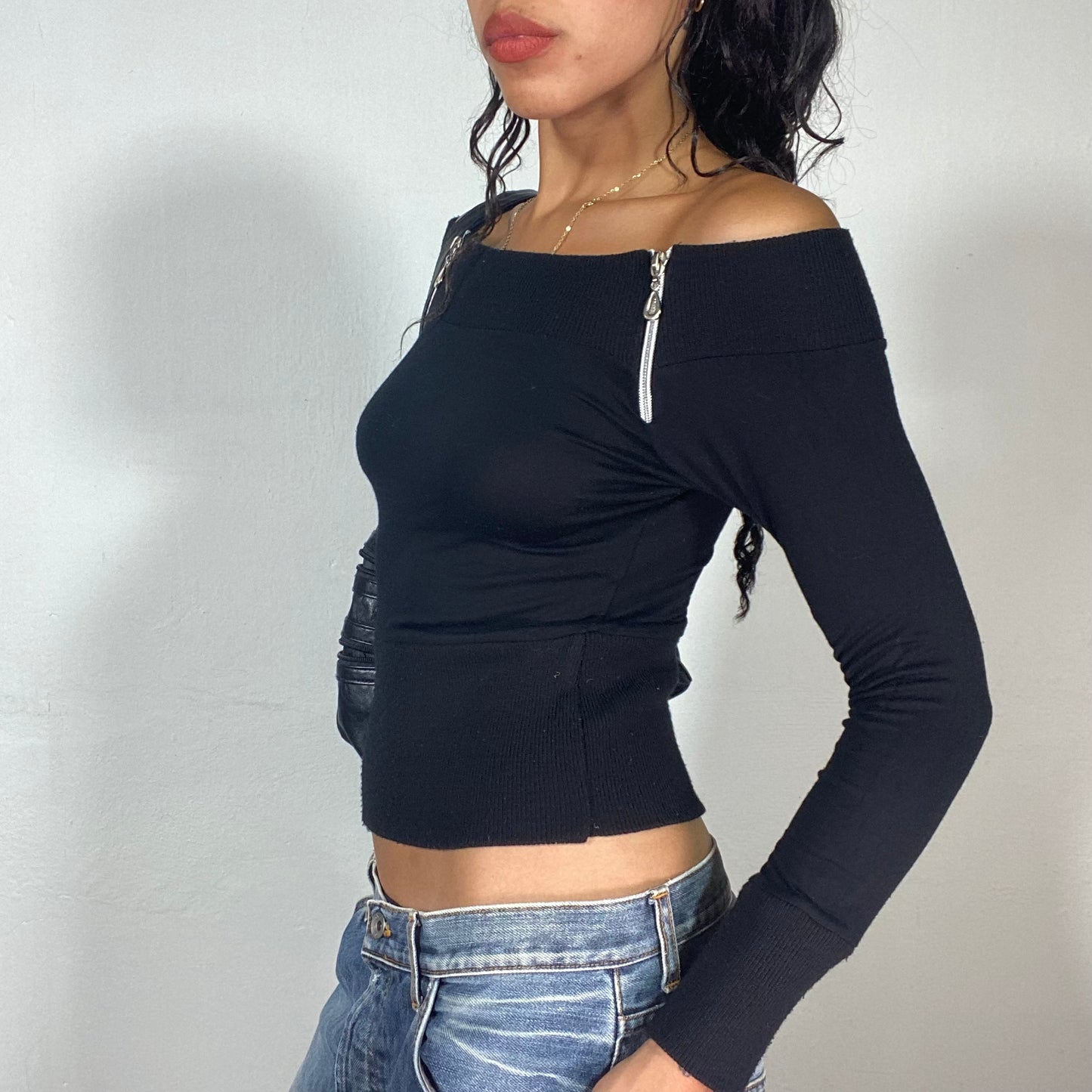 Vintage 2000's Downtown Girl Black Off Shoulder Longsleeve Top with Silver Zip Detail (XS/S)
