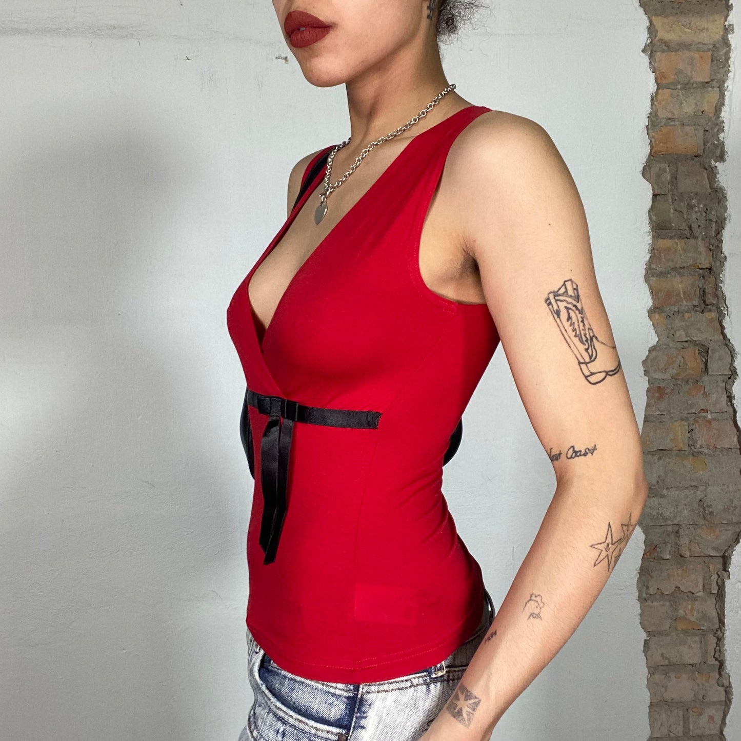 Vintage 90's Coquette Red V-Neck Top with Black Satin Ribbon Detail (S)