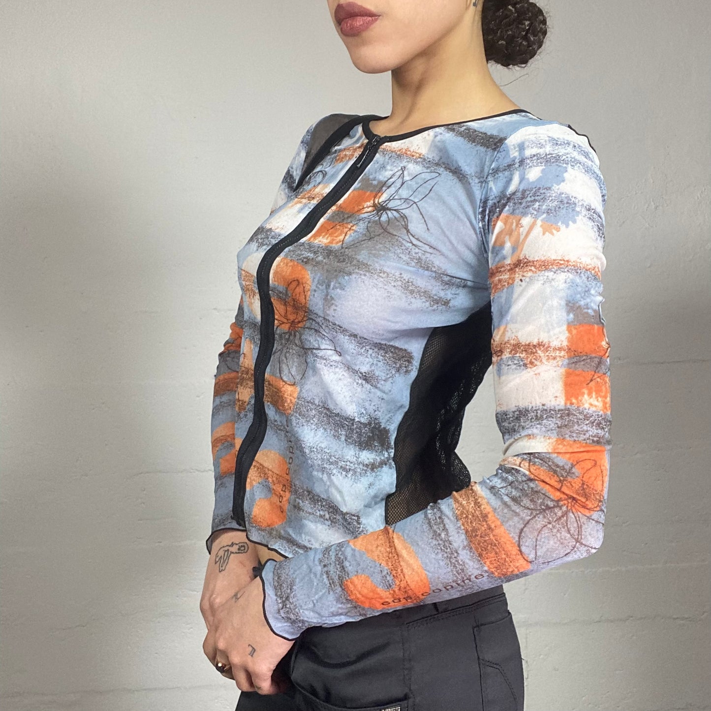 Vintage 90's Batik White Longsleeve Top with Orange and Blue Sprayed Print (S)