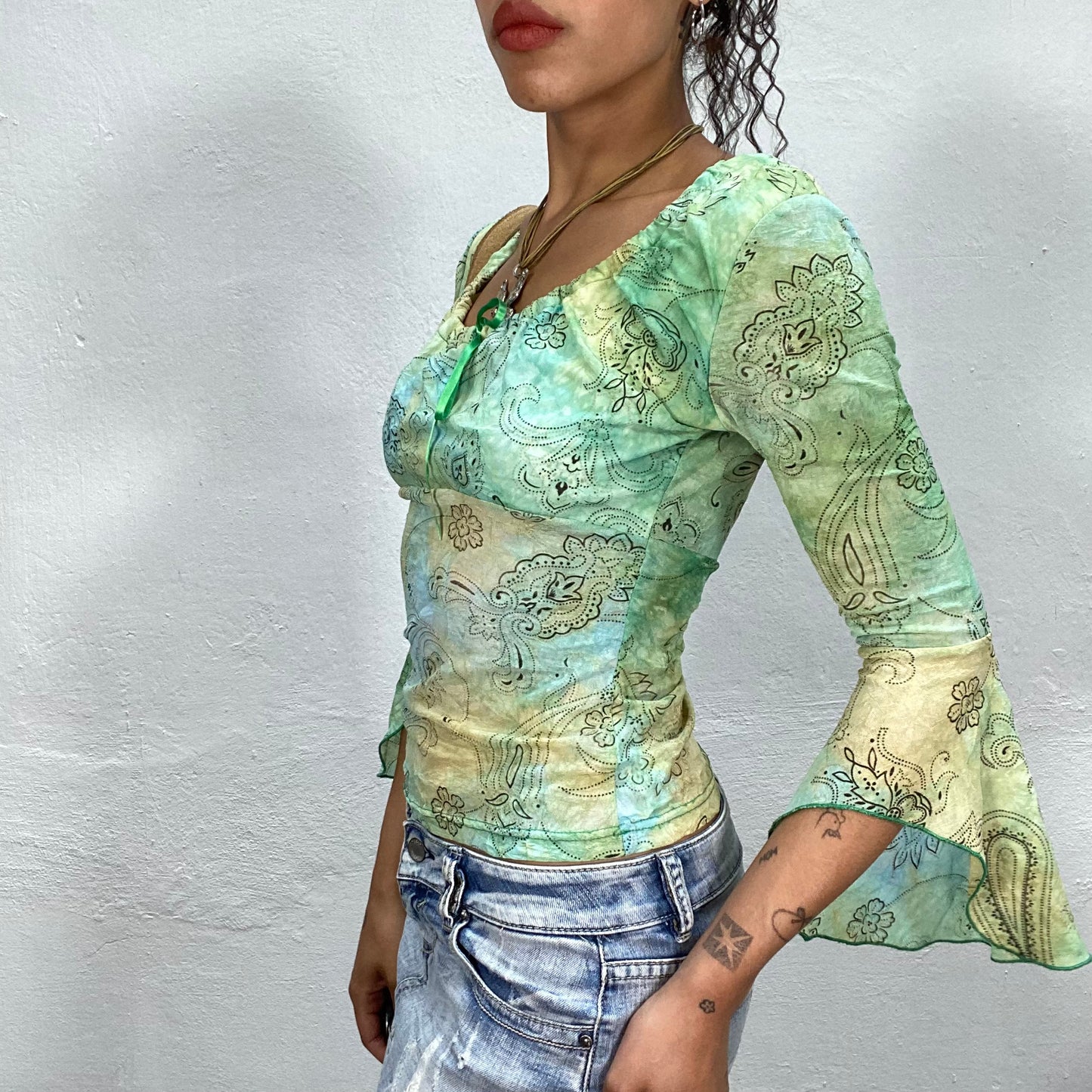 Vintage 90's Indie Green Midi Sleeve Paisley Print Top with Scrunched Neckline Detail (XS/S)