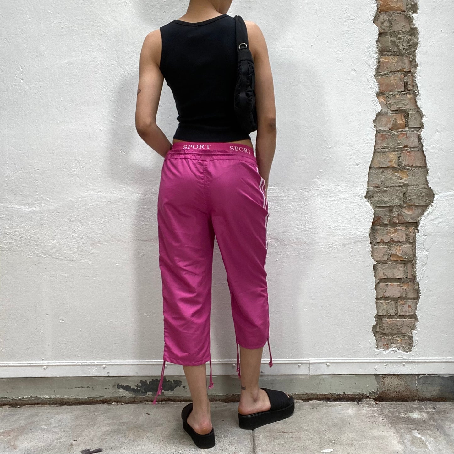 Vintage 2000's Streetstyle Pink Track Capri Pants with Elastic Waist Band (S)