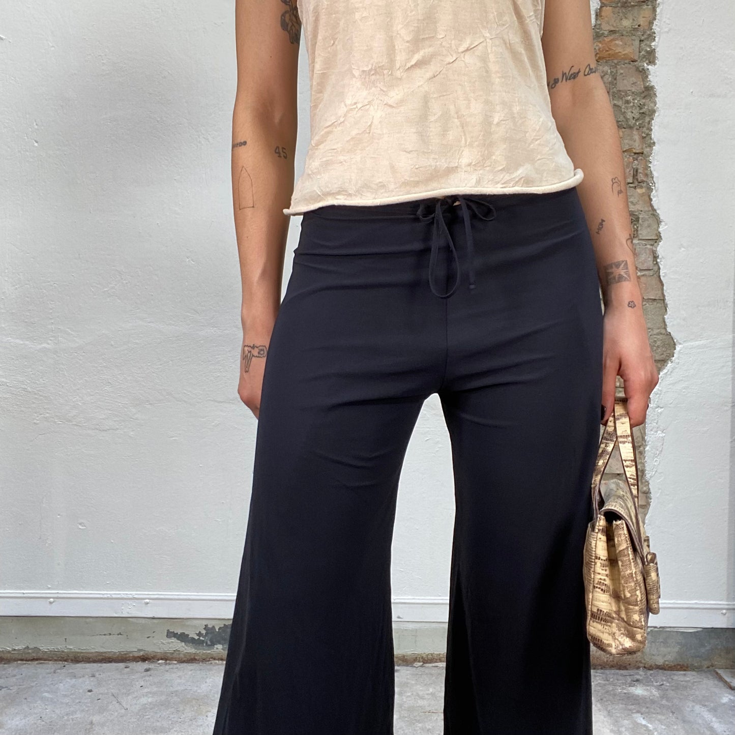 Vintage 90's Clubwear Black Palazzo Wrapped Pants with Flared Ends (S)