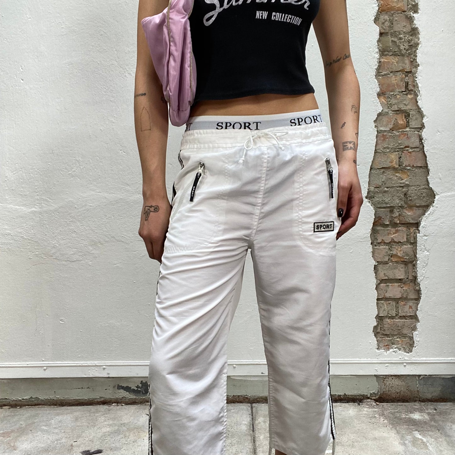 Vintage 2000's Streetstyle White Track Capri Pants with Elastic Waist Band (S)