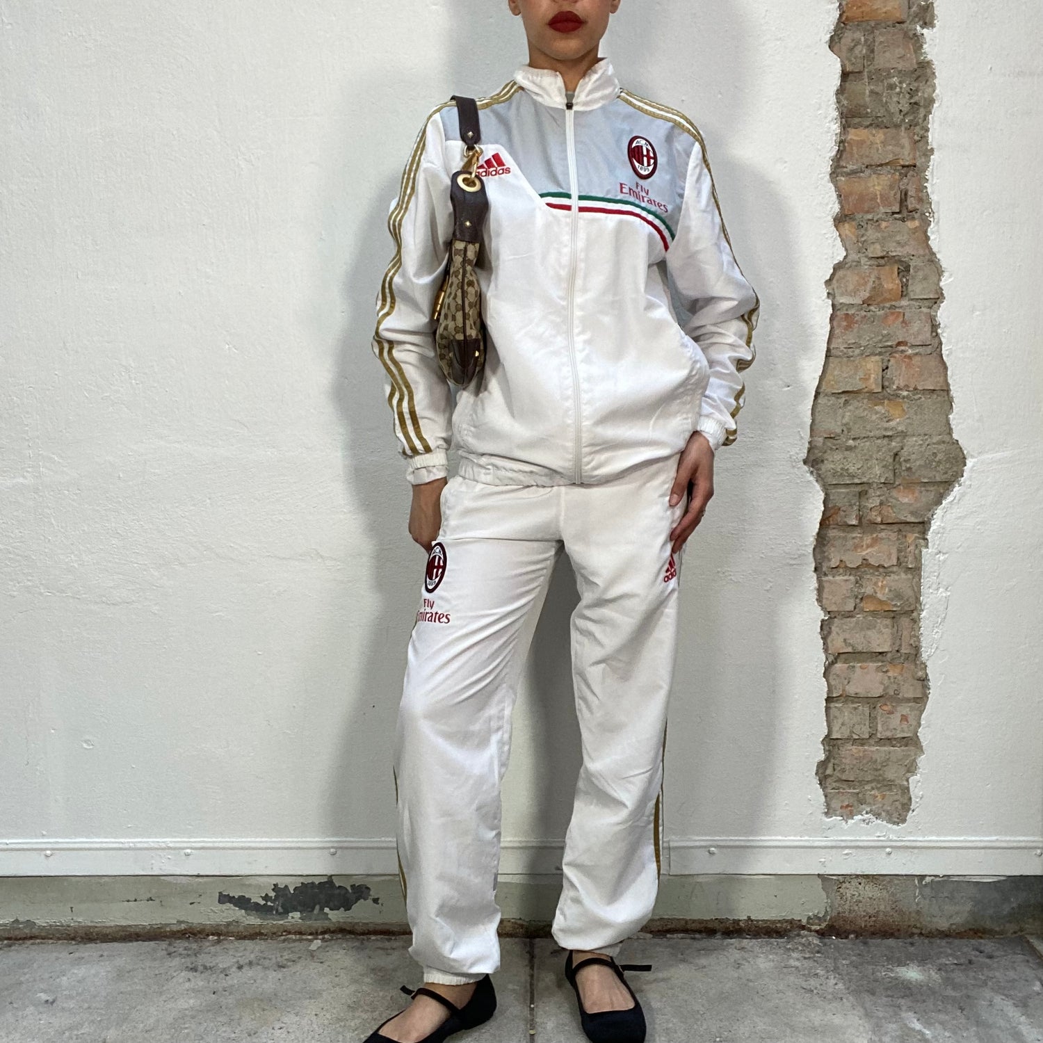 Vintage 90's Adidas White Tracksuit Set with Golden Stripes (M