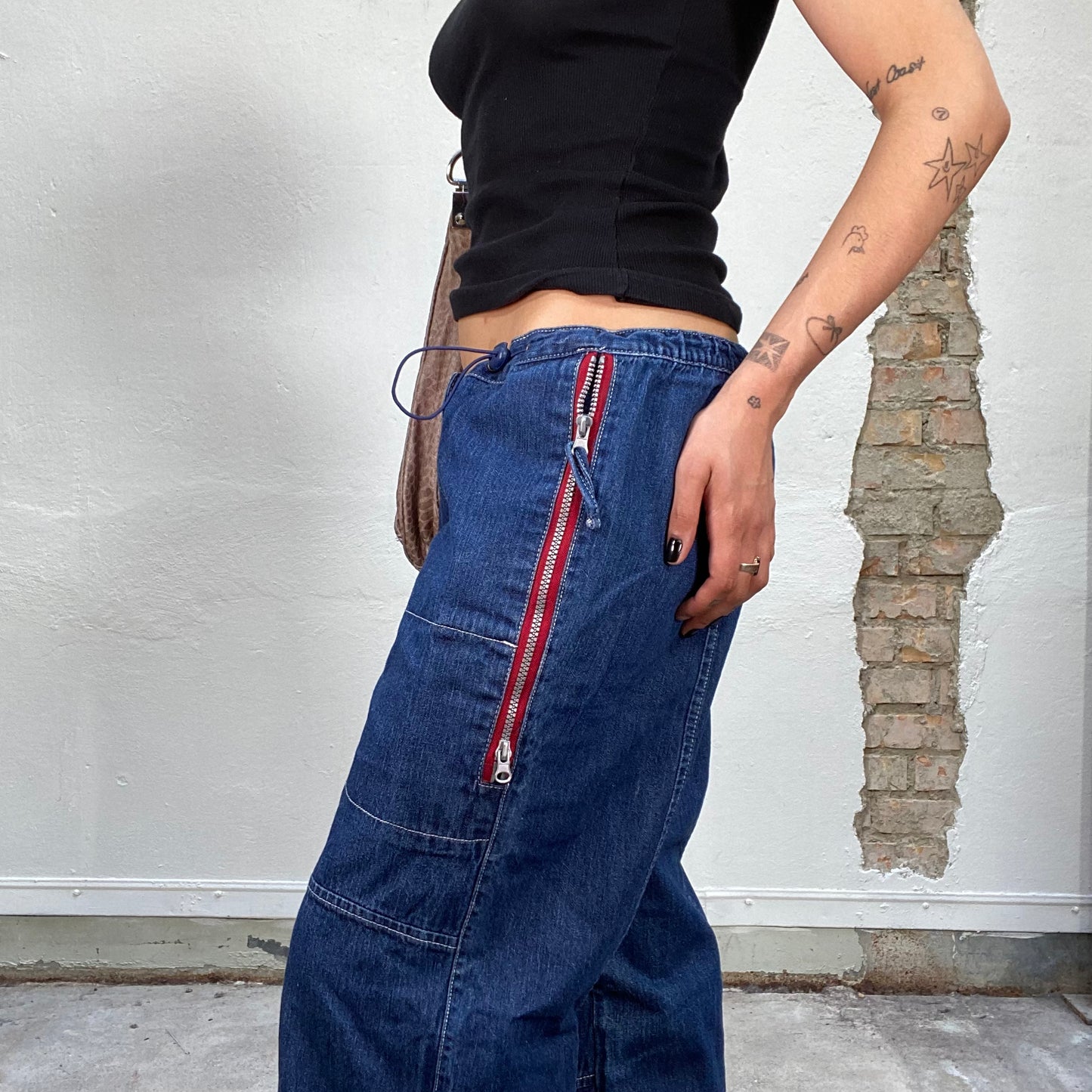 Vintage 2000's Skater Baggy Denim Cargo Pants with Red Pocket Detail (M)