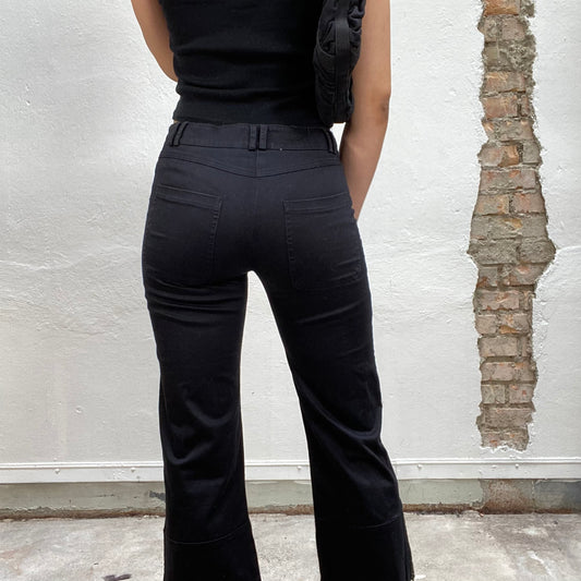 Vintage 2000's Streetstyle Black Cargo Capris with Bras Details (XS/S)