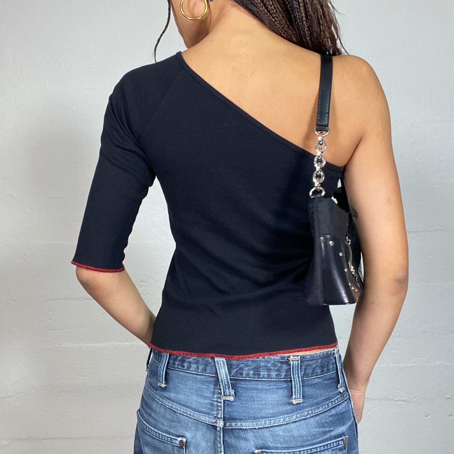 Vintage 2000's Romantic Goth Black One Shoulder Top with Red Rose Print (S/M)