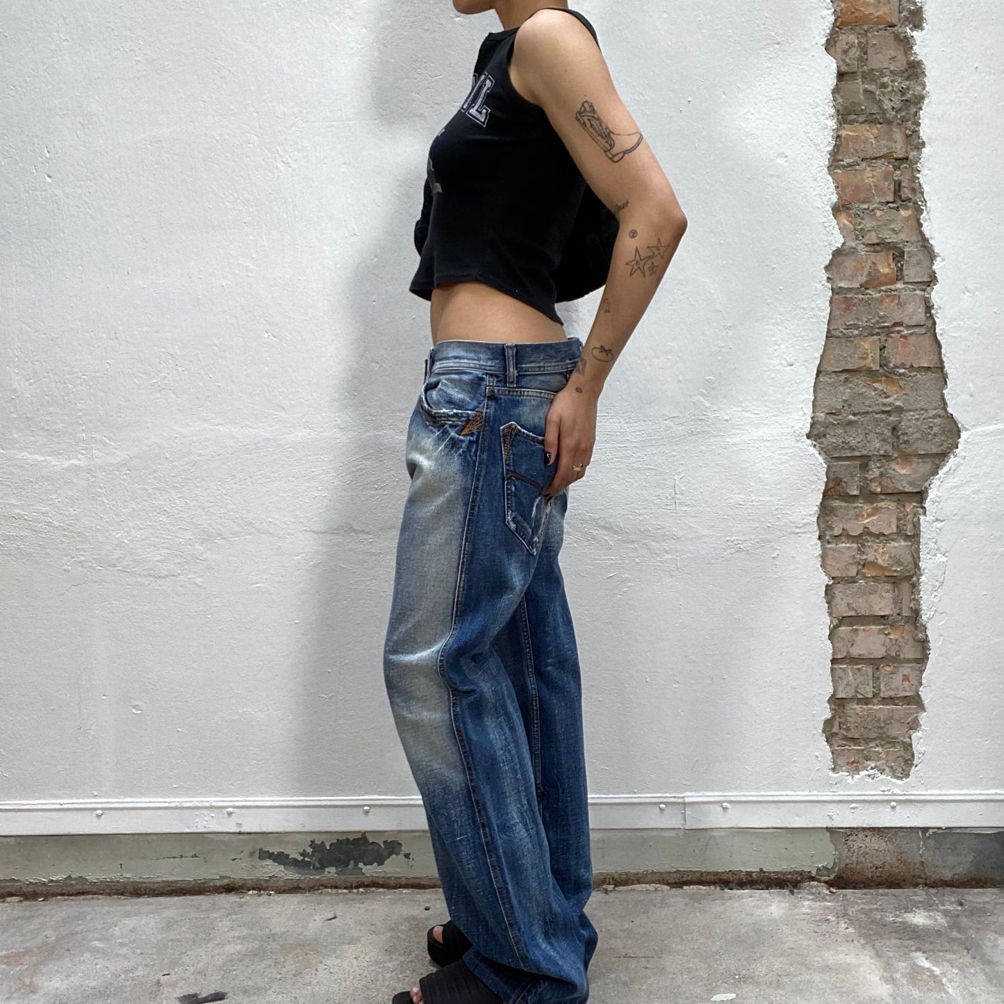 Vintage 2000's Streetstyle Straight Leg Jeans with Orange Stitching (M)